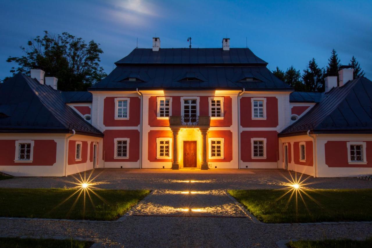 Lovecky Zamek Karlstejn Apartment *